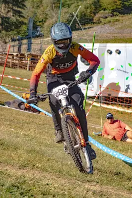 Photo VTT n°59 – Enduro Super Besse