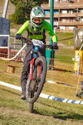 Photo VTT n°65 – Enduro Super Besse